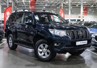 Подержанный автомобиль Toyota Land Cruiser Prado 2018 года (3 фото)