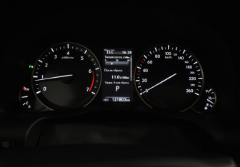 Подержанный автомобиль Lexus ES 2017 года (19 фото)