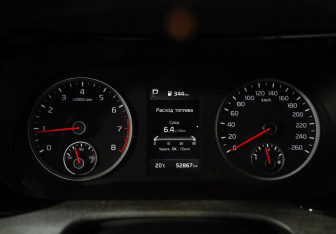 Подержанный автомобиль Kia K5 2021 года (12 фото)