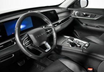 Подержанный автомобиль Chery Tiggo 8 Pro Max 2023 года (9 фото)