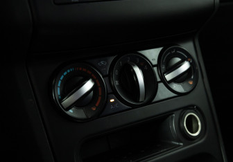 Подержанный автомобиль Nissan Qashqai 2013 года (15 фото)