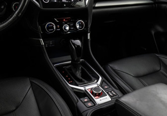 Подержанный автомобиль Subaru Forester Suv 2018 года (15 фото)