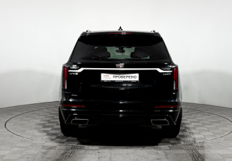 Подержанный автомобиль Cadillac XT6 2021 года (6 фото)