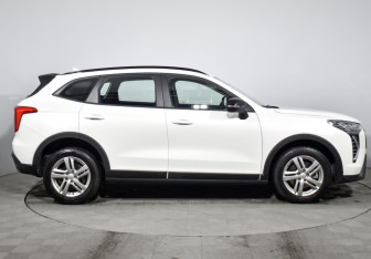 Подержанный автомобиль Haval Jolion 2024 года (4 фото)