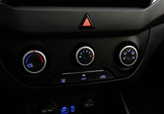 Подержанный автомобиль Hyundai Creta 2017 года (16 фото)