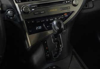Подержанный автомобиль Lexus RX 2012 года (18 фото)