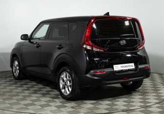 Подержанный автомобиль Kia Soul 2020 года (7 фото)
