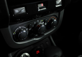 Подержанный автомобиль Renault Duster 2018 года (21 фото)