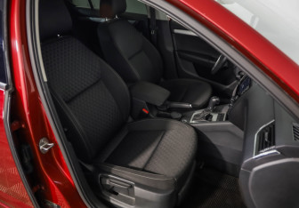 Подержанный автомобиль Skoda Octavia Liftback 2016 года (22 фото)