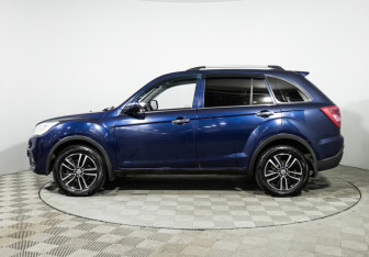 Подержанный автомобиль Lifan X60 2017 года (8 фото)