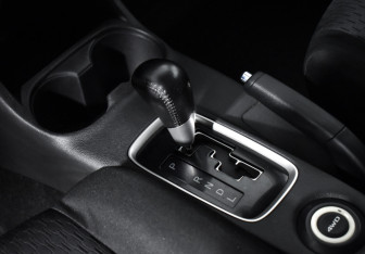 Подержанный автомобиль Mitsubishi Outlander 2013 года (11 фото)
