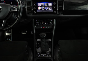 Подержанный автомобиль Skoda Kodiaq 2020 года (12 фото)