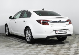 Подержанный автомобиль Opel Insignia Sedan 2013 года (7 фото)