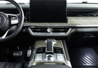 Подержанный автомобиль Tank 500 2023 года (14 фото)