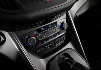 Подержанный автомобиль Ford Kuga 2018 года (21 фото)