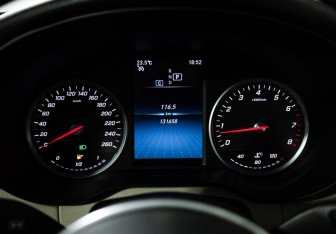 Подержанный автомобиль Mercedes-Benz GLC Coupe 2021 года (17 фото)