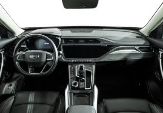 Подержанный автомобиль Geely Atlas Pro 2023 года (13 фото)