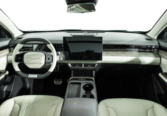 Подержанный автомобиль Jetour Dashing 2024 года (13 фото)