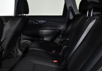 Подержанный автомобиль Nissan X-Trail 2021 года (12 фото)