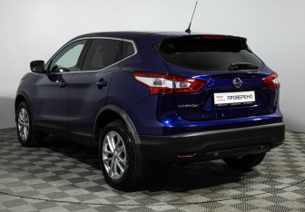 Подержанный автомобиль Nissan Qashqai 2016 года (7 фото)