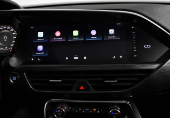 Подержанный автомобиль Geely Tugella 2022 года (18 фото)