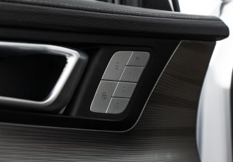 Подержанный автомобиль Chery Tiggo 8 Pro Max 2022 года (23 фото)