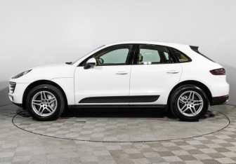 Подержанный автомобиль Porsche Macan 2014 года (8 фото)