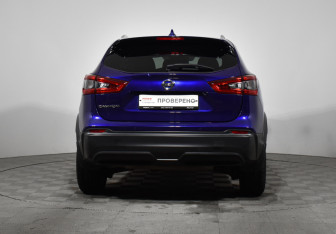 Подержанный автомобиль Nissan Qashqai 2020 года (6 фото)