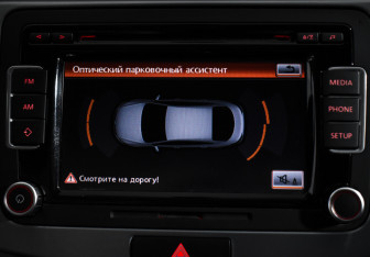 Подержанный автомобиль Volkswagen Passat CC 2013 года (17 фото)