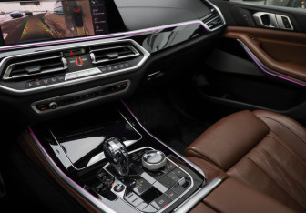 Подержанный автомобиль BMW X5 2019 года (25 фото)