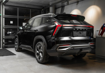 Новый Geely Atlas 2026 (5 фото)