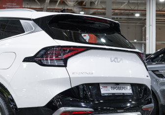 Подержанный автомобиль Kia Sportage 2024 года (12 фото)