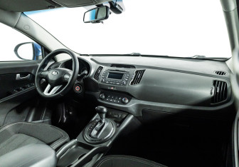 Подержанный автомобиль Kia Sportage 2013 года (9 фото)