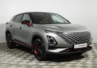 Подержанный автомобиль Omoda C5 2022 года (3 фото)