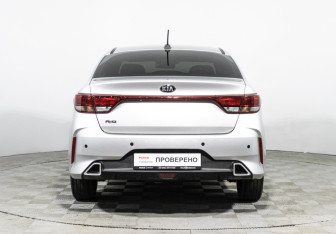 Подержанный автомобиль Kia Rio Sedan 2021 года (6 фото)