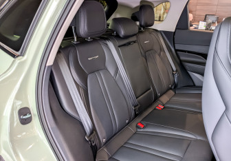 Новый Hongqi HS3 2025 (12 фото)