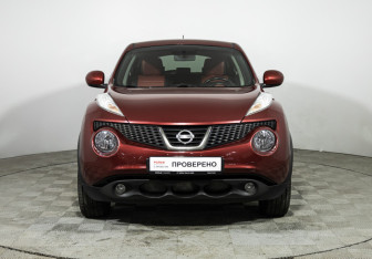 Подержанный автомобиль Nissan Juke 2012 года (2 фото)