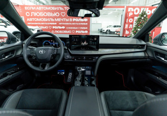 Новый Toyota Camry Sedan 2025 (16 фото)
