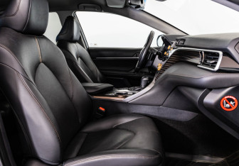 Подержанный автомобиль Toyota Camry Sedan 2018 года (25 фото)