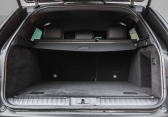 Подержанный автомобиль Land Rover Range Rover Sport 2020 года (35 фото)