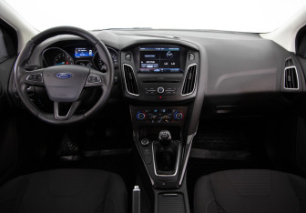 Подержанный автомобиль Ford Focus Wagon 2016 года (9 фото)