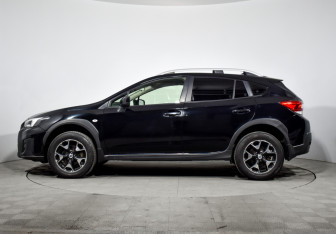 Подержанный автомобиль Subaru XV 2017 года (8 фото)