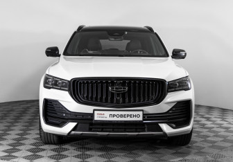 Подержанный автомобиль Geely Monjaro 2023 года (2 фото)
