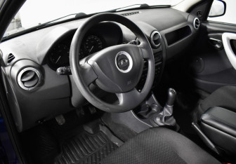 Подержанный автомобиль LADA (ВАЗ) Largus Wagon 2014 года (9 фото)