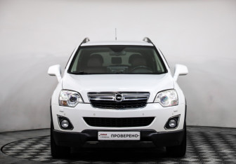 Подержанный автомобиль Opel Antara 2014 года (2 фото)