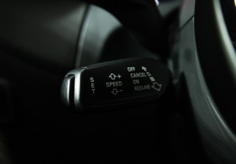 Подержанный автомобиль Audi Q5 2013 года (23 фото)