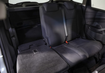 Подержанный автомобиль Ford Kuga 2012 года (22 фото)