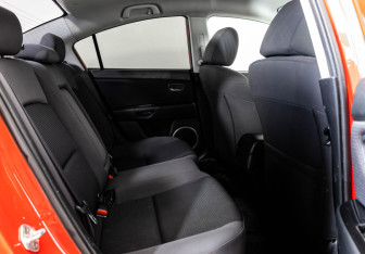 Подержанный автомобиль Mazda 3 Sedan 2008 года (14 фото)