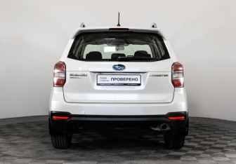 Подержанный автомобиль Subaru Forester Suv 2014 года (6 фото)