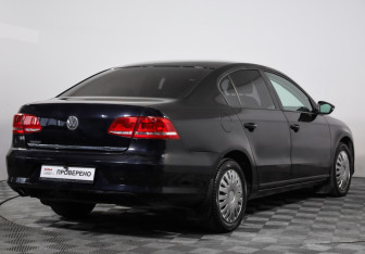 Подержанный автомобиль Volkswagen Passat Sedan 2012 года (4 фото)